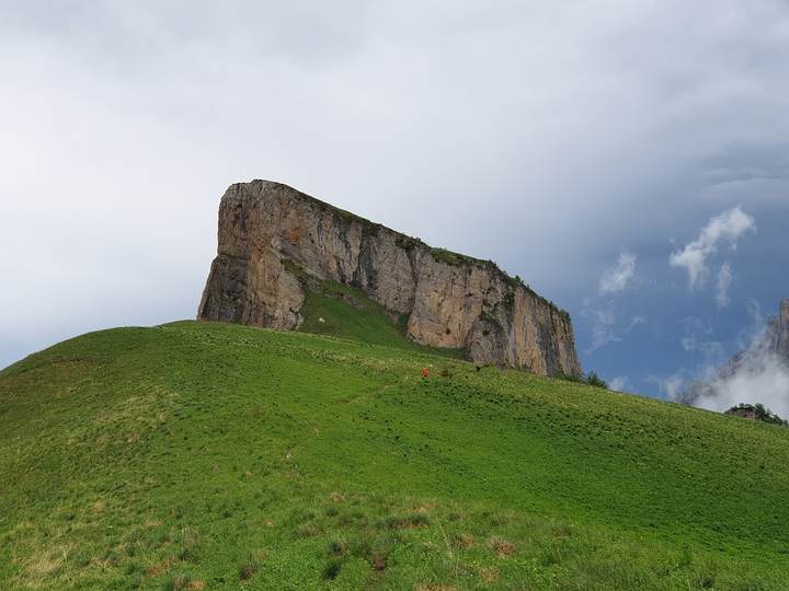 Гора Большой Тхач