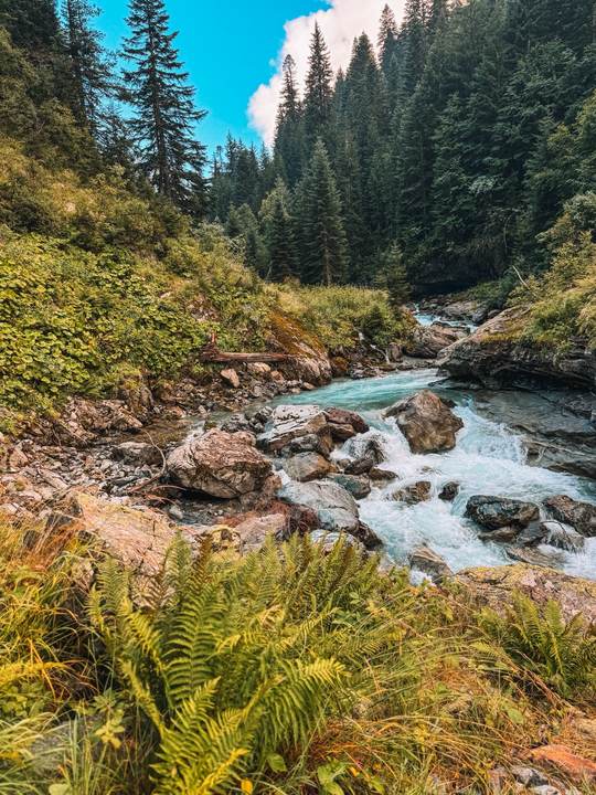 Пхия ,Чёрное,Голубое озеро,Санчарские водопады,Кислые источники