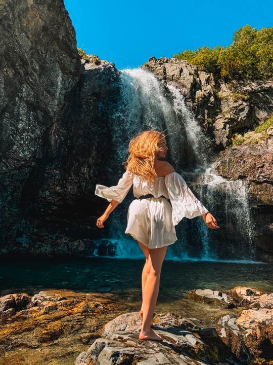 Пхия ,Чёрное,Голубое озеро,Санчарские водопады,Кислые источники