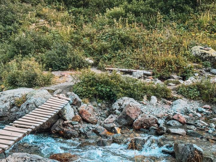 Пхия ,Чёрное,Голубое озеро,Санчарские водопады,Кислые источники
