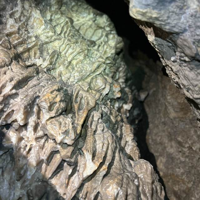 Большая Фанагорийская пещера и Аюкские водопады